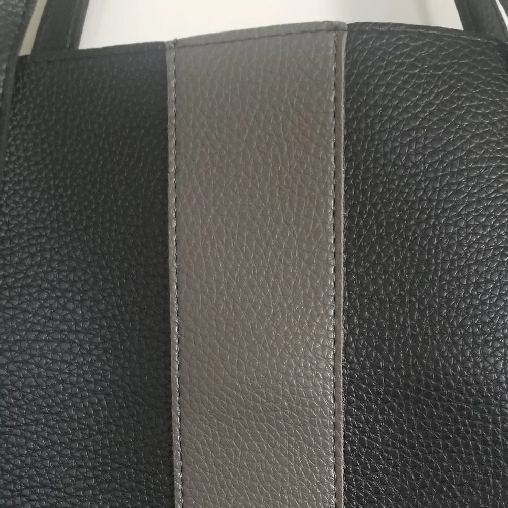 Vince Camuto vince camuto